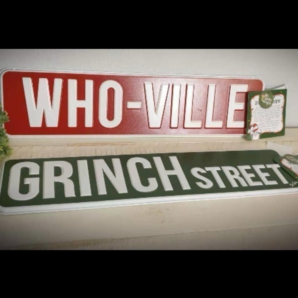 Dr Seuss Officially Licensed “Grinch Street”/Who-ville Metal Directional Signs